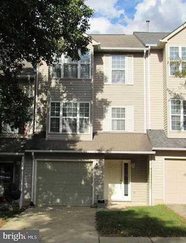 13512 Darter Ct Clifton, VA 20124 | MLS ® VAFX1162478 Photo 1