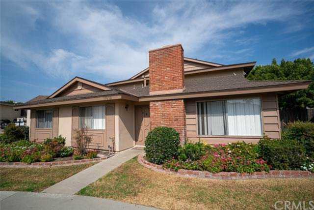 17052 Grove Circle Huntington Beach, CA 92647