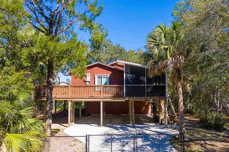 13 Blue Dolphin Dr Crawfordville, FL 32327 in Oyster Bay Estates Photo 1