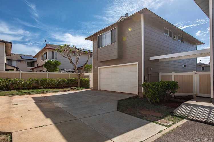 91-1025 Hoomaka Street #E Ewa Beach, HI 96706 | MLS ® 202027002 Photo 1