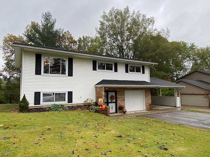 123 Comanche Trail Carrollton, KY 41008