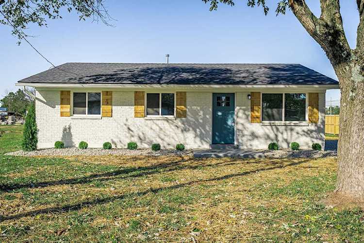 125 Hickory Ln Shepherdsville, KY 40165