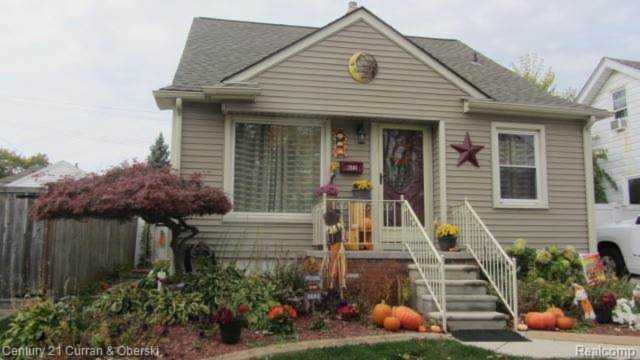 2846 Saint Paul St Trenton, MI 48183