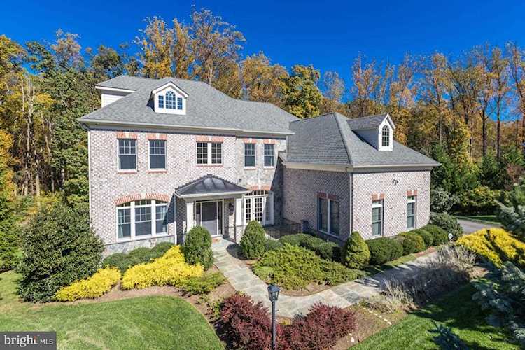 9600 Thistle Ridge Ln Vienna, VA 22182