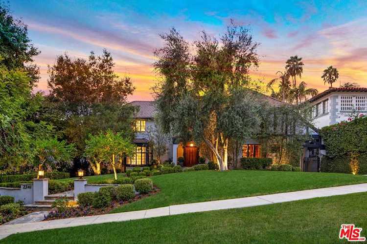 2341 Nottingham Avenue Los Angeles, CA 90027