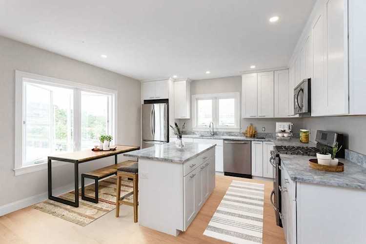 4 City Point Ct #4 Boston, MA 02127