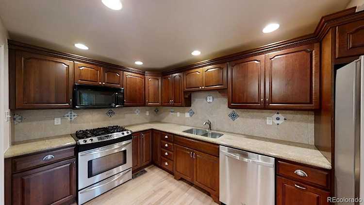 372 Monroe St Denver, CO 80206