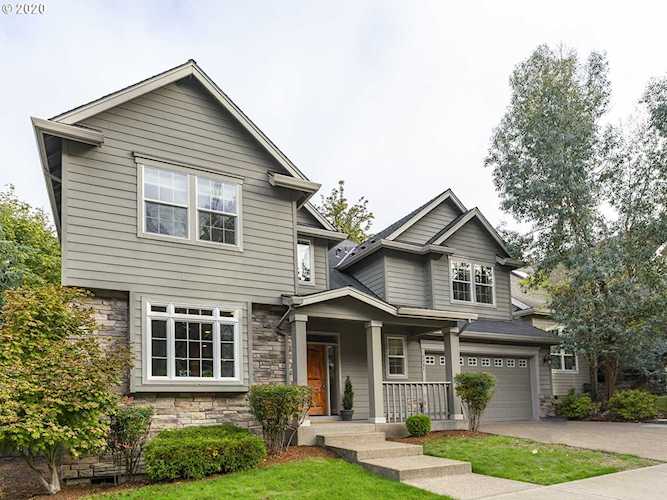 7131 SW Ash Creek Ct Portland, OR 97223