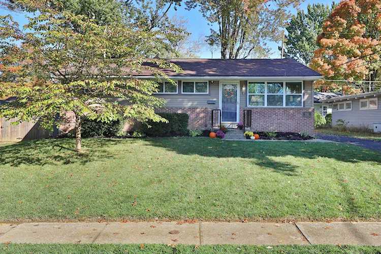 220 E Clearview Avenue Worthington, OH 43085