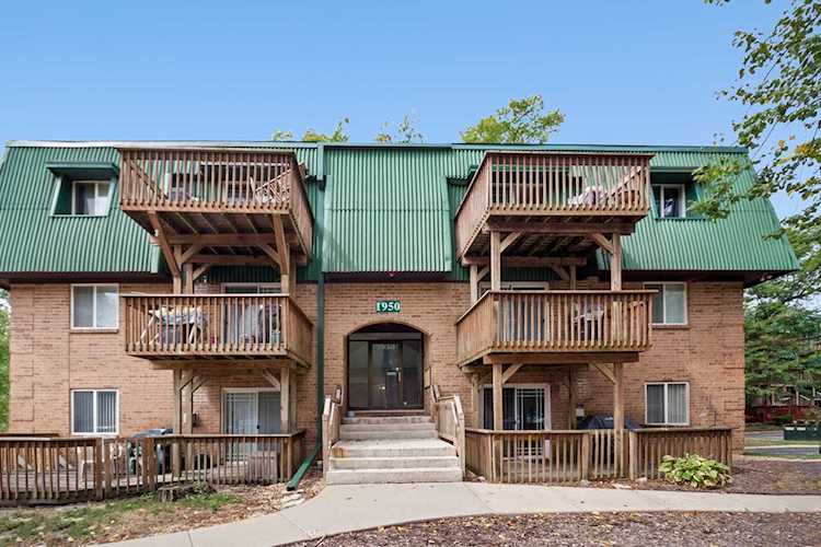 1950 Tall Oaks Dr #3A Aurora, IL 60505 | MLS 10911732 Photo 1