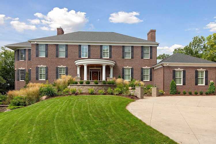 7012 Kerry Road Edina, MN 55439