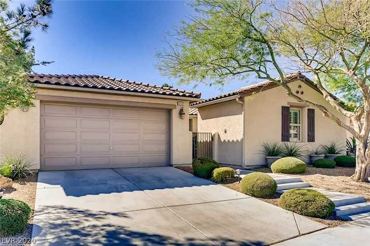 2221 Coral Mist Place North Las Vegas, NV 89084
