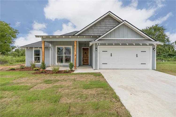 1821 Ebbing Loop Barling, AR 72923