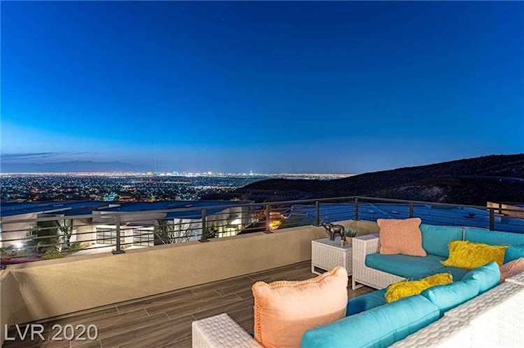 398 Solitude Peak Ln Henderson, NV 89012