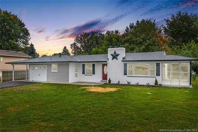 1541 Blackiston Mill Rd Clarksville, IN 47129