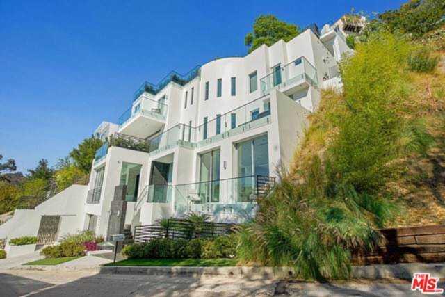 9459 Beverly Crest Drive Beverly Hills, CA 90210