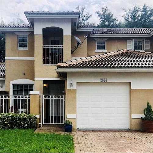 2820 NW 99th Terrace #2820 Sunrise, FL 33322