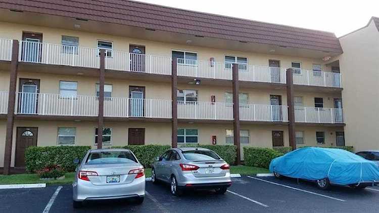 9521 Sunrise Lakes Blvd #107 Sunrise, FL 33322