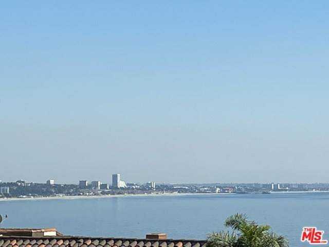 18421 Coastline Drive Malibu, CA 90265