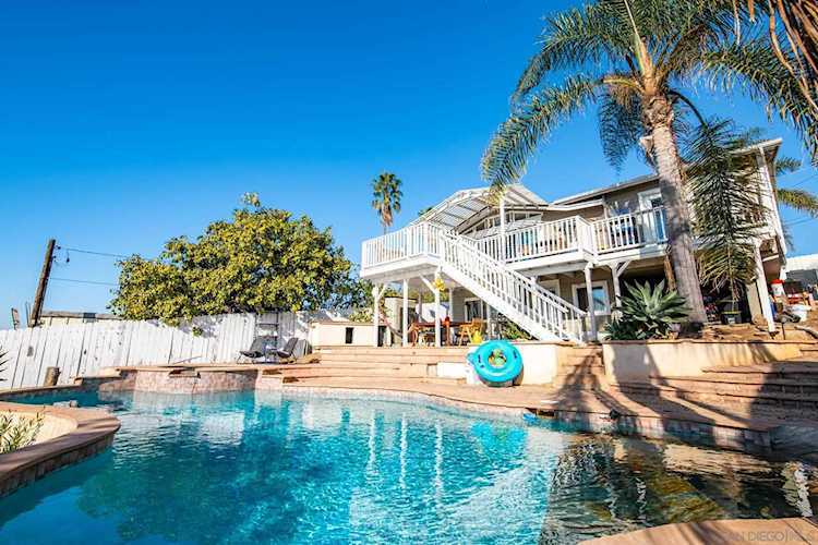 919 Hillcrest Pl, Oceanside, 92058 | MLS#200049261 Photo 1