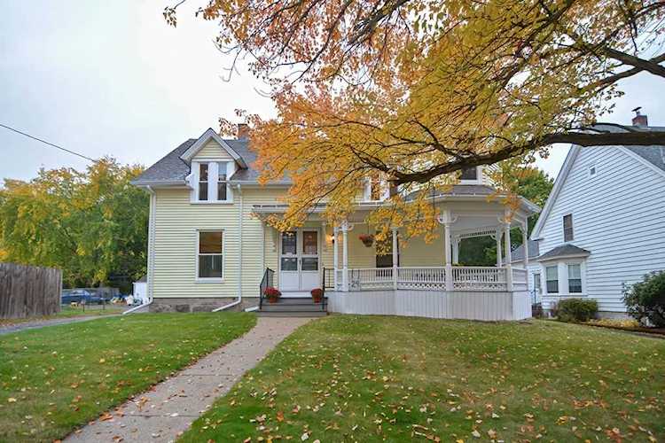 24 Willow St Northbridge, MA 01588