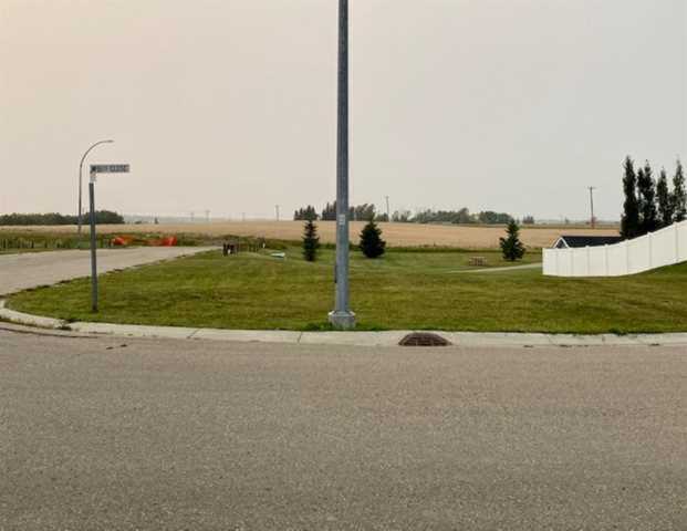 5204 55 Street Close Eckville, AB T0M 0X0