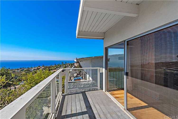 1950 Del Mar Avenue Laguna Beach, CA 92651 | MLS LG20218425 Photo 1