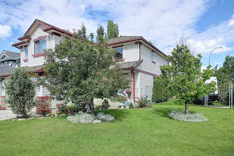 644 Douglas Glen Blvd SE Calgary, AB T2Z 2W3