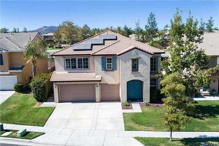29016 Azara Street Murrieta, CA 92563