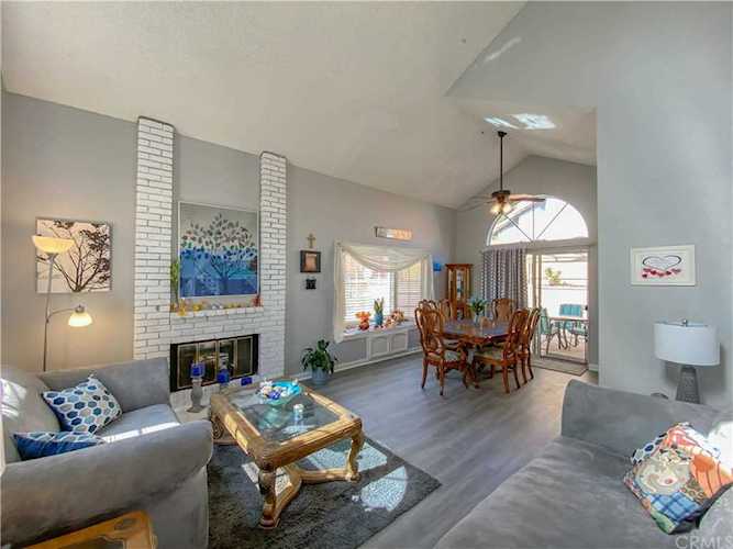 9358 Stone Canyon Road Corona, CA 92883