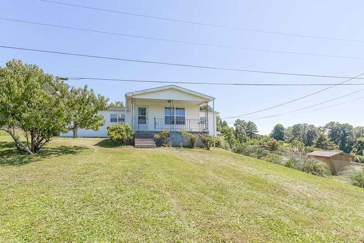 4115 Gravelly Hills Rd Louisville, TN 37777