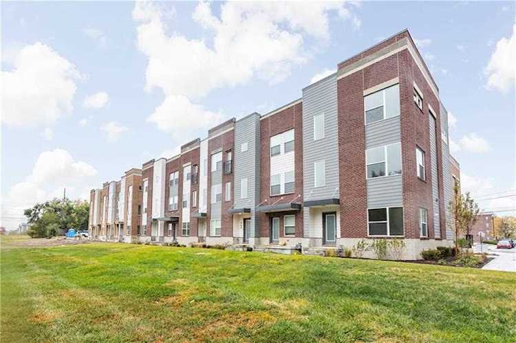 753 Switchyard Place Indianapolis, IN 46202