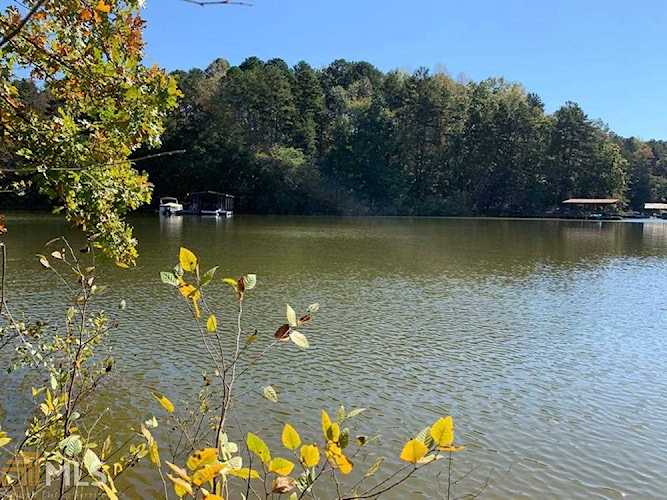 695 Lake Harbor Trl Martin, GA 30557