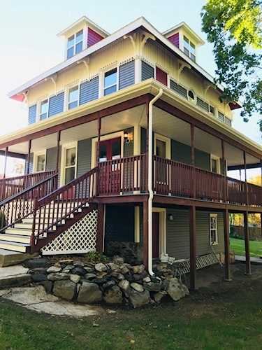 6 Fletcher Ave Millville, MA 01529