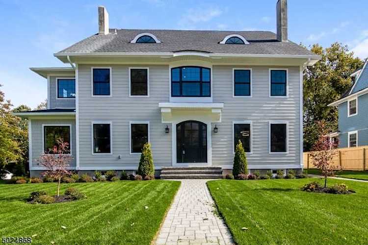 411 Park St Montclair Twp., NJ 07042