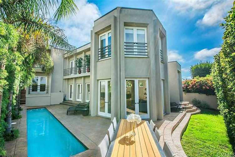 2310 N Ardmore Avenue Manhattan Beach, CA 90266