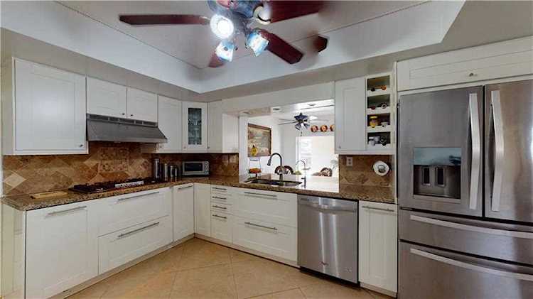 9201 SW 54th Pl Cooper City, FL 33328