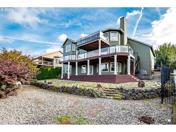 1745 NW 38th Ave Camas, WA 98607