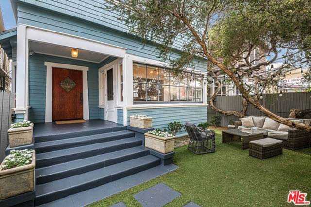 18 Horizon Avenue Venice, CA 90291