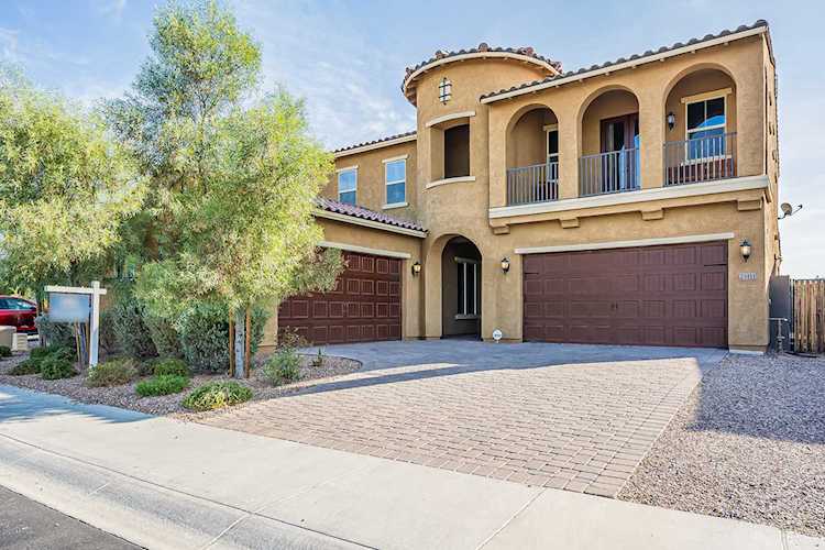 23111 N 44th Place Phoenix, AZ 85050
