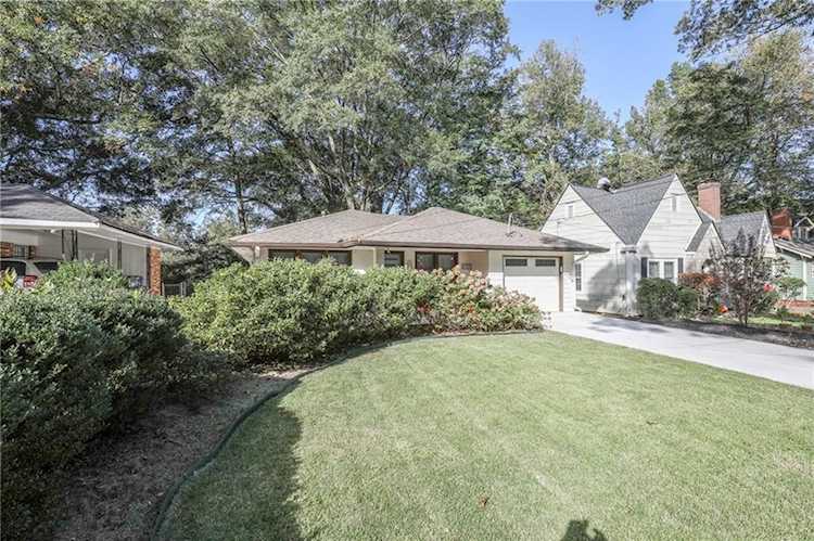 230 Sisson Ave NE Atlanta, GA 30317