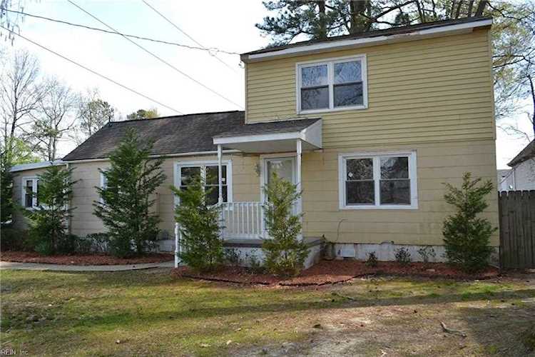 100 S Boggs Ave Virginia Beach, VA 23452 | MLS 10327000 Photo 1