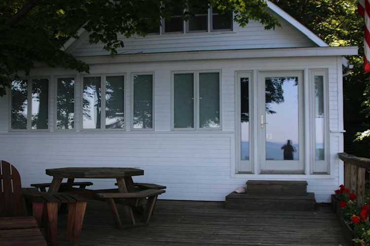 14455 S Highland Dr Grand Haven, MI 49417
