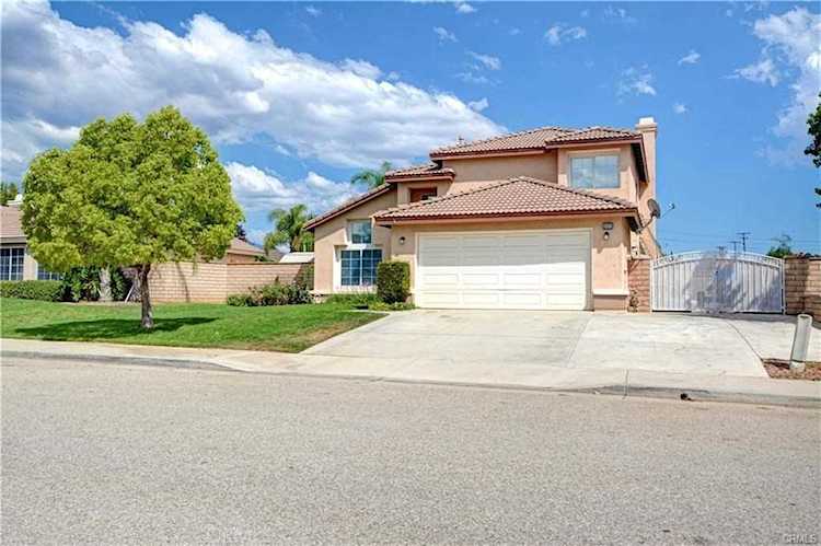 880 Hurstland Avenue Beaumont, CA 92223 | MLS SW20223552 Photo 1
