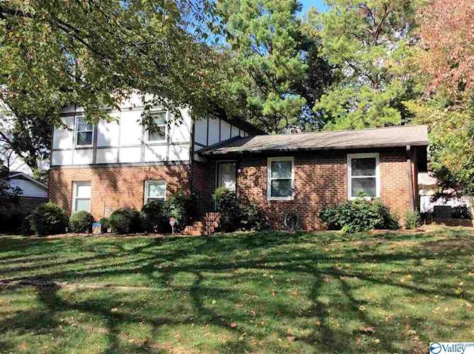 2507 Willena Drive Huntsville, AL 35803