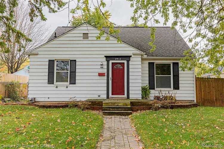 2914 Bacon Ave Berkley, MI 48072