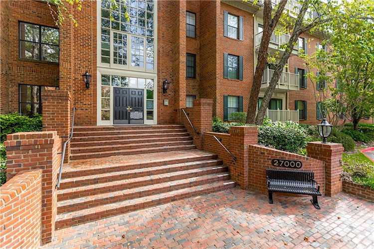 27205 Plantation Dr NE #27205 Atlanta, GA 30324