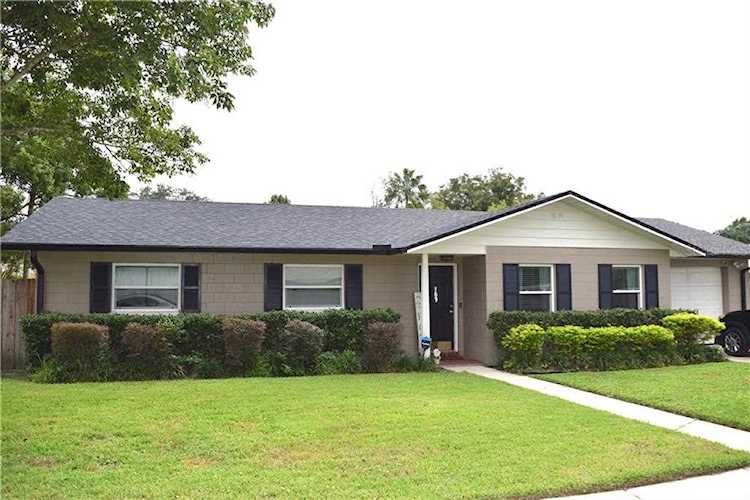 103 Garden Ct Sanford, FL 32771
