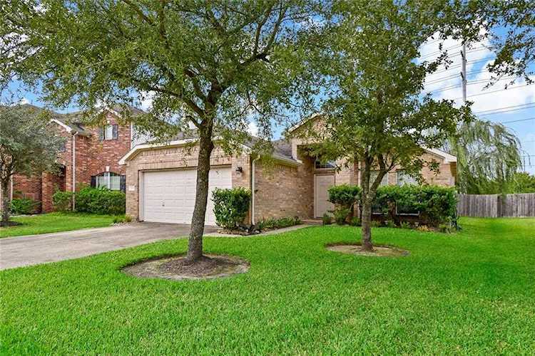 12609 Cobble Springs Dr Pearland, TX 77584