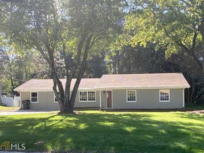 699 Oakland Way Lawrenceville, GA 30044